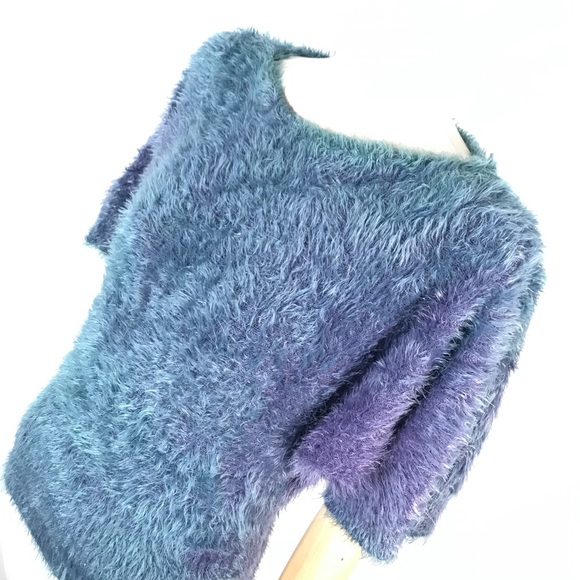 Last woman fuzzy sweater short sleeve M/L - Picture 4 of 8